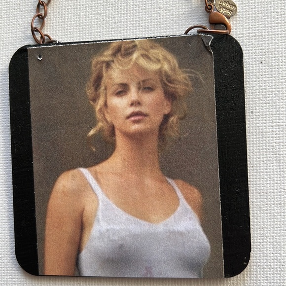 Charlize Theron Ornament - Picture 3 of 3